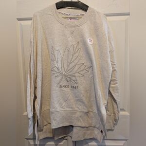 Canadiana Crew Neck Sweatshirt with Maple Leaf Canada Heather Oatmeal New!